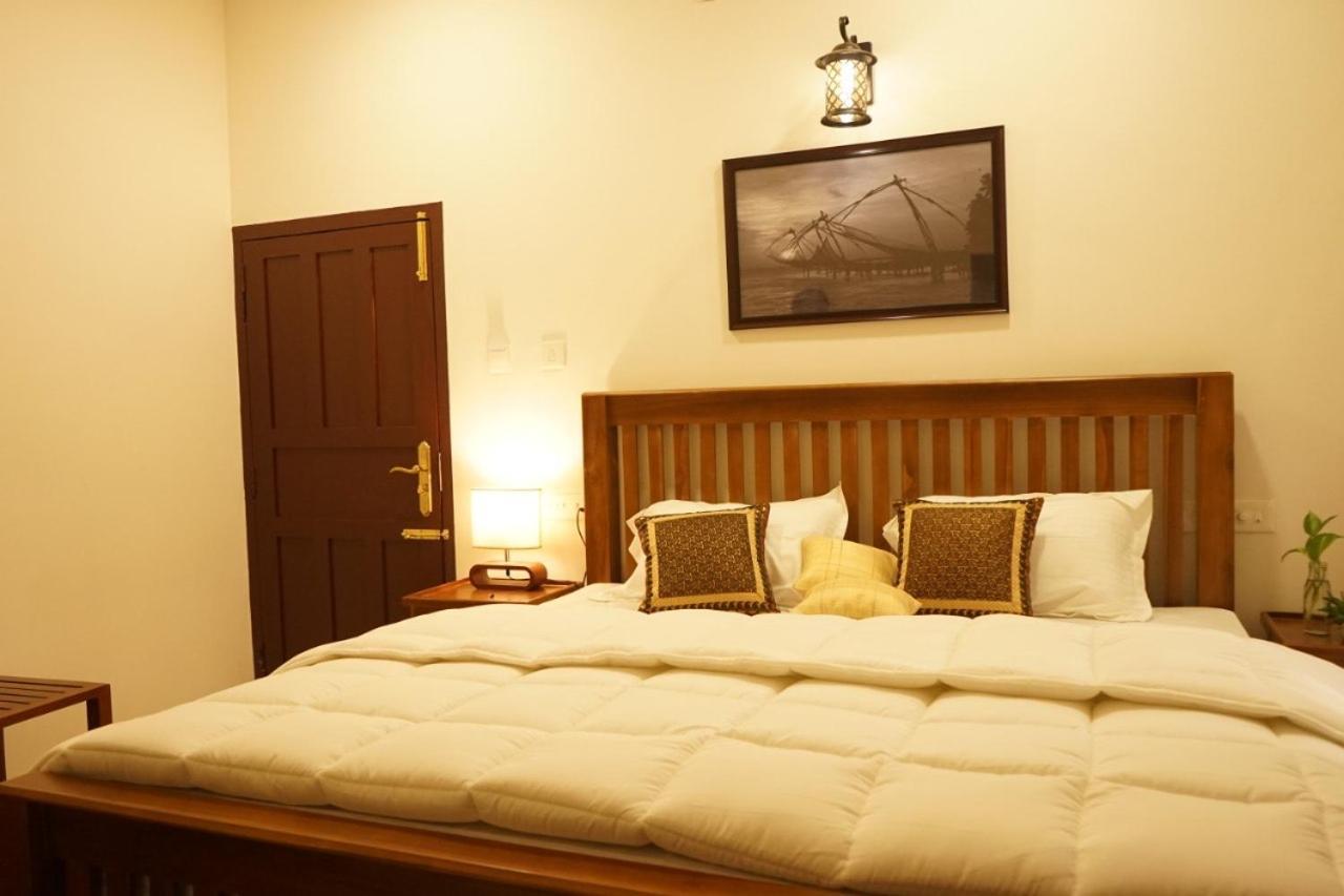 Mother'S Inn Homestay Kochi Esterno foto