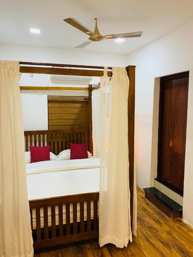 Mother'S Inn Homestay Kochi Esterno foto