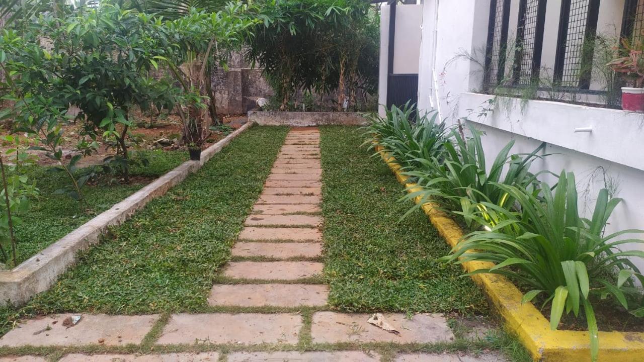 Mother'S Inn Homestay Kochi Esterno foto