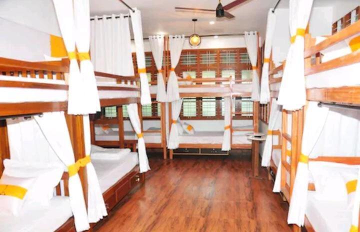 Mother'S Inn Homestay Kochi Esterno foto